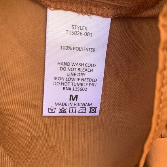 All In Favour Womens Faux Wrap Top Brown Long Sleeve V Neck M New - Picture 4 of 7